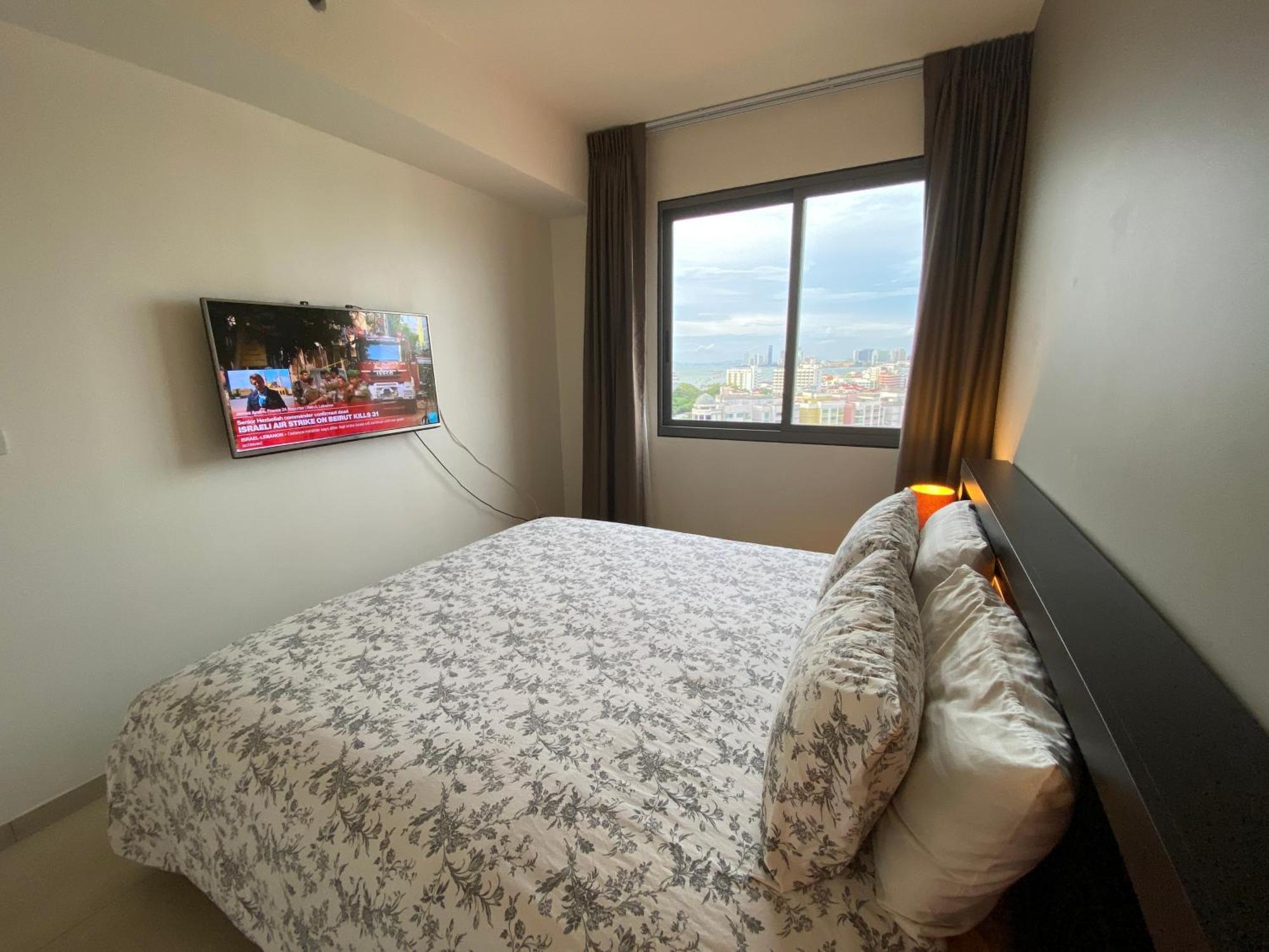 Apartment Single Bedroom Sea View With Balcony Unixx Pattaya